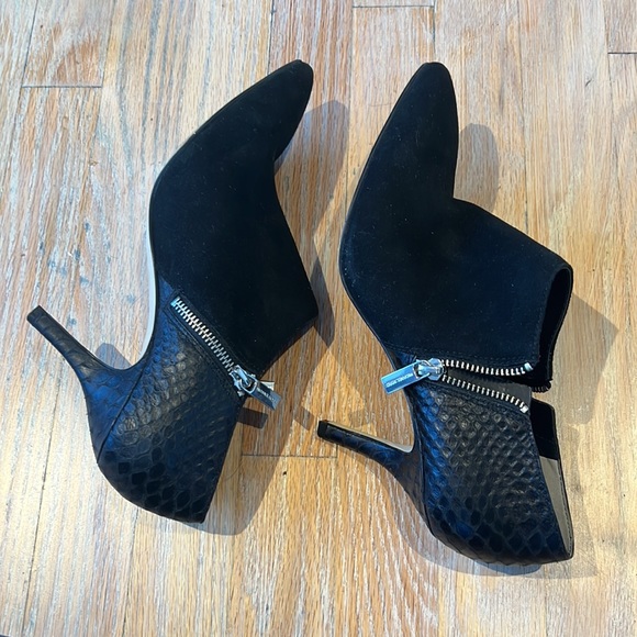 Michael kors booties suede and snake low ankle heel black booties - Picture 5 of 11